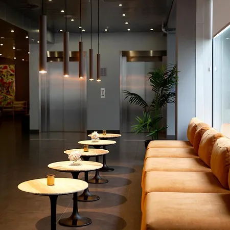 奥尔胡斯卡宾酒店
