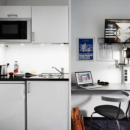 奥尔胡斯卡宾酒店 2*