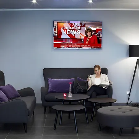 酒店 奥尔胡斯卡宾酒店 2*