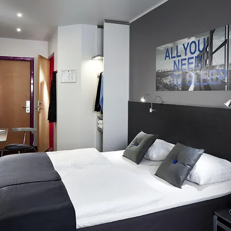 Отель Cabinn Aarhus 2*