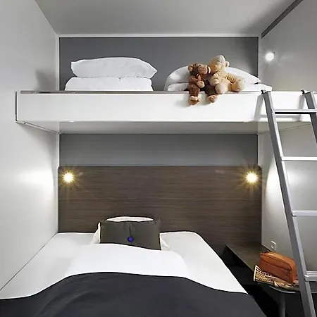 Cabinn Aarhus Отель Орхус