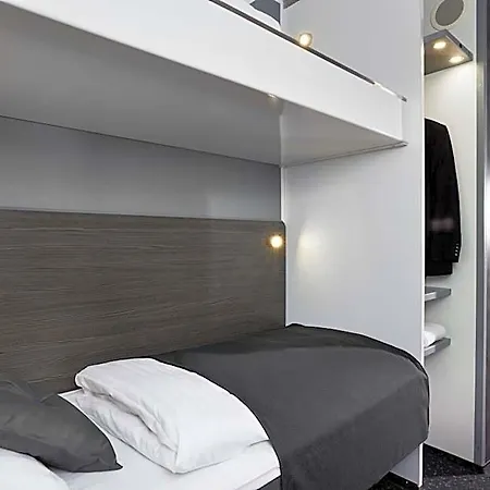 Отель Cabinn Aarhus