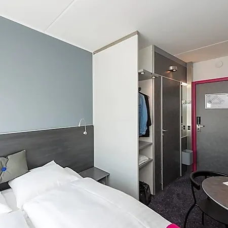 Cabinn Aarhus Отель 2*