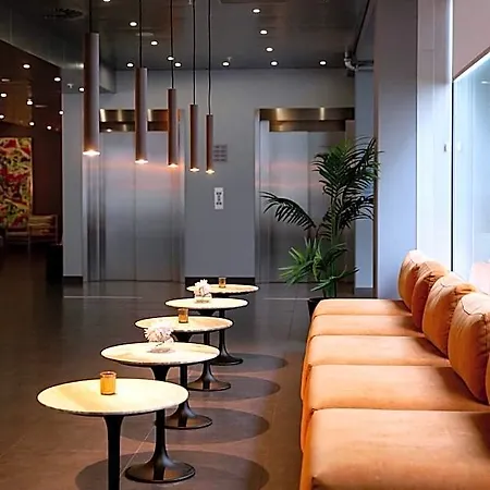 Cabinn Aarhus Отель Орхус